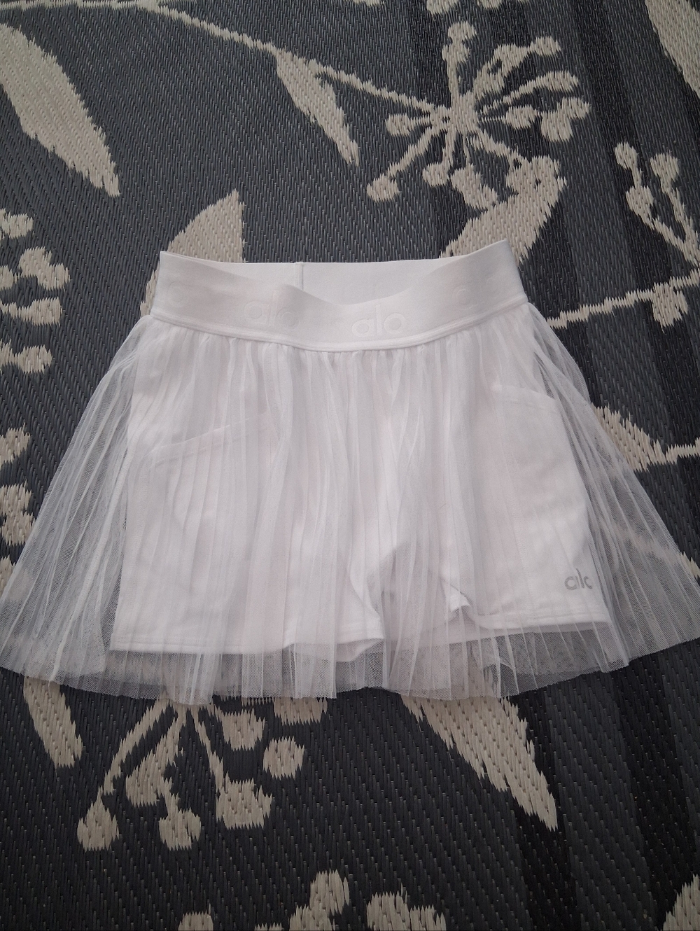 Alo Yoga Mesh Flirty Skirt Xs NWOTS